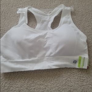 Marika sports bra